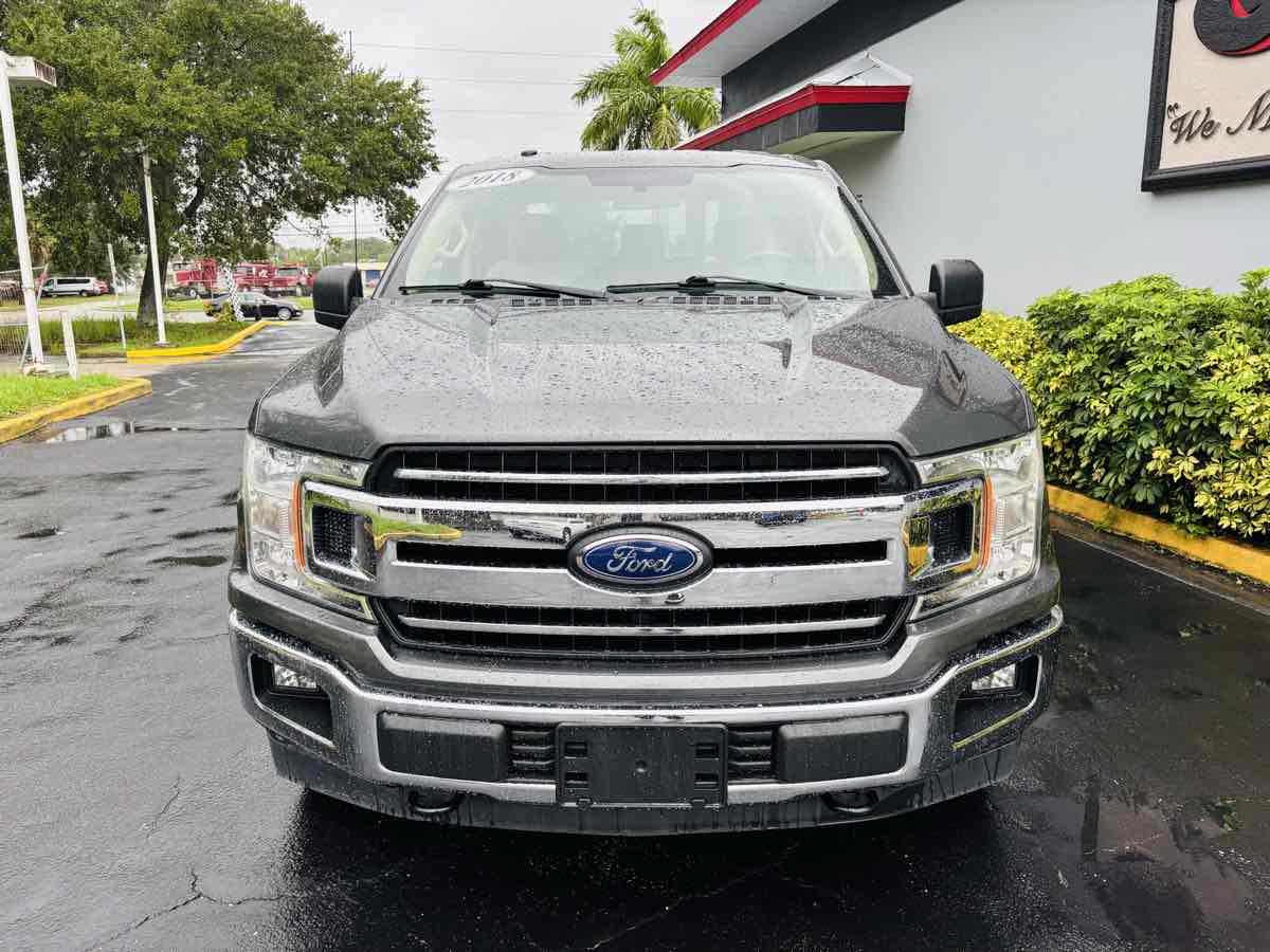 2018 Ford F-150 XLT photo 2