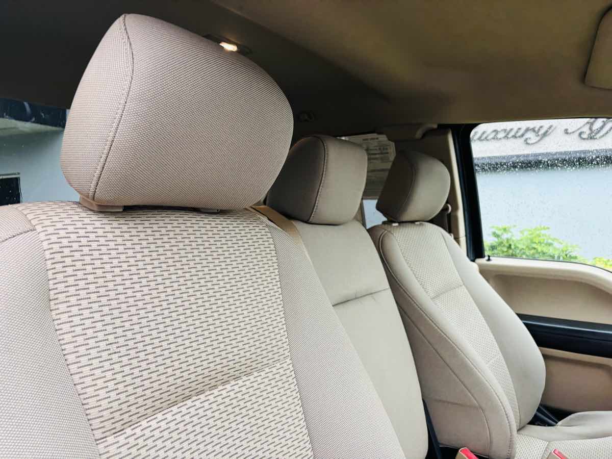 2018 Ford F-150 XLT photo 10