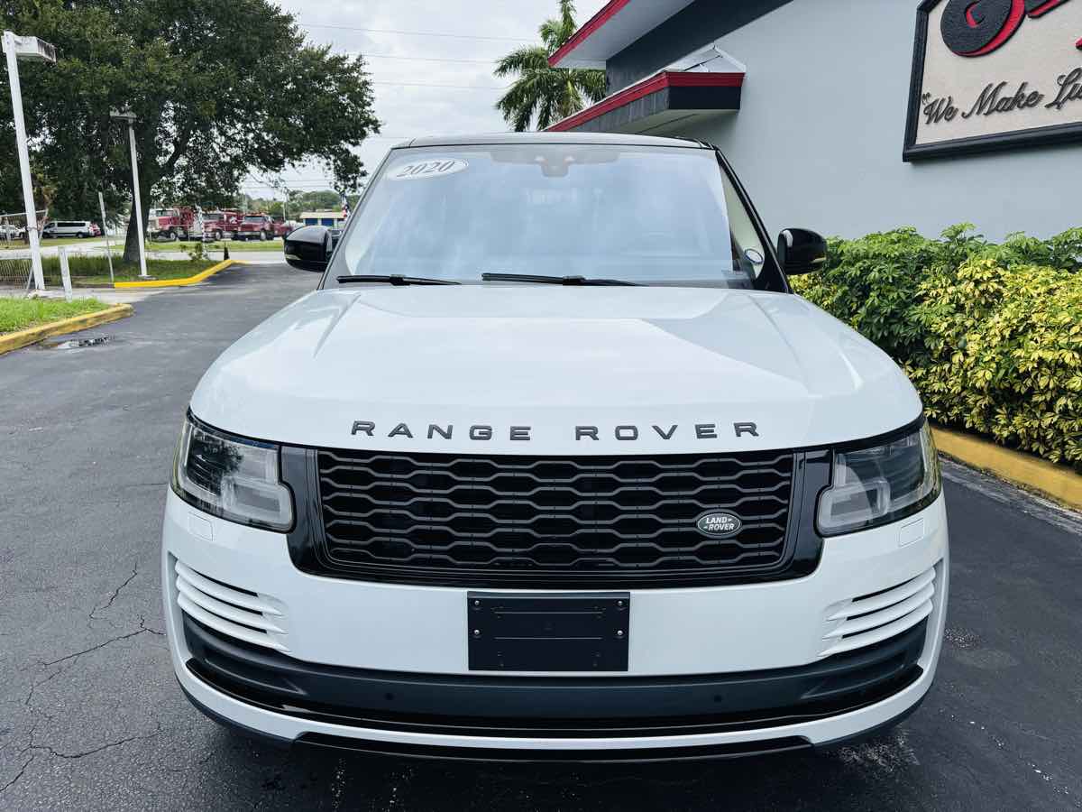 2020 Land Rover Range Rover HSE photo 2