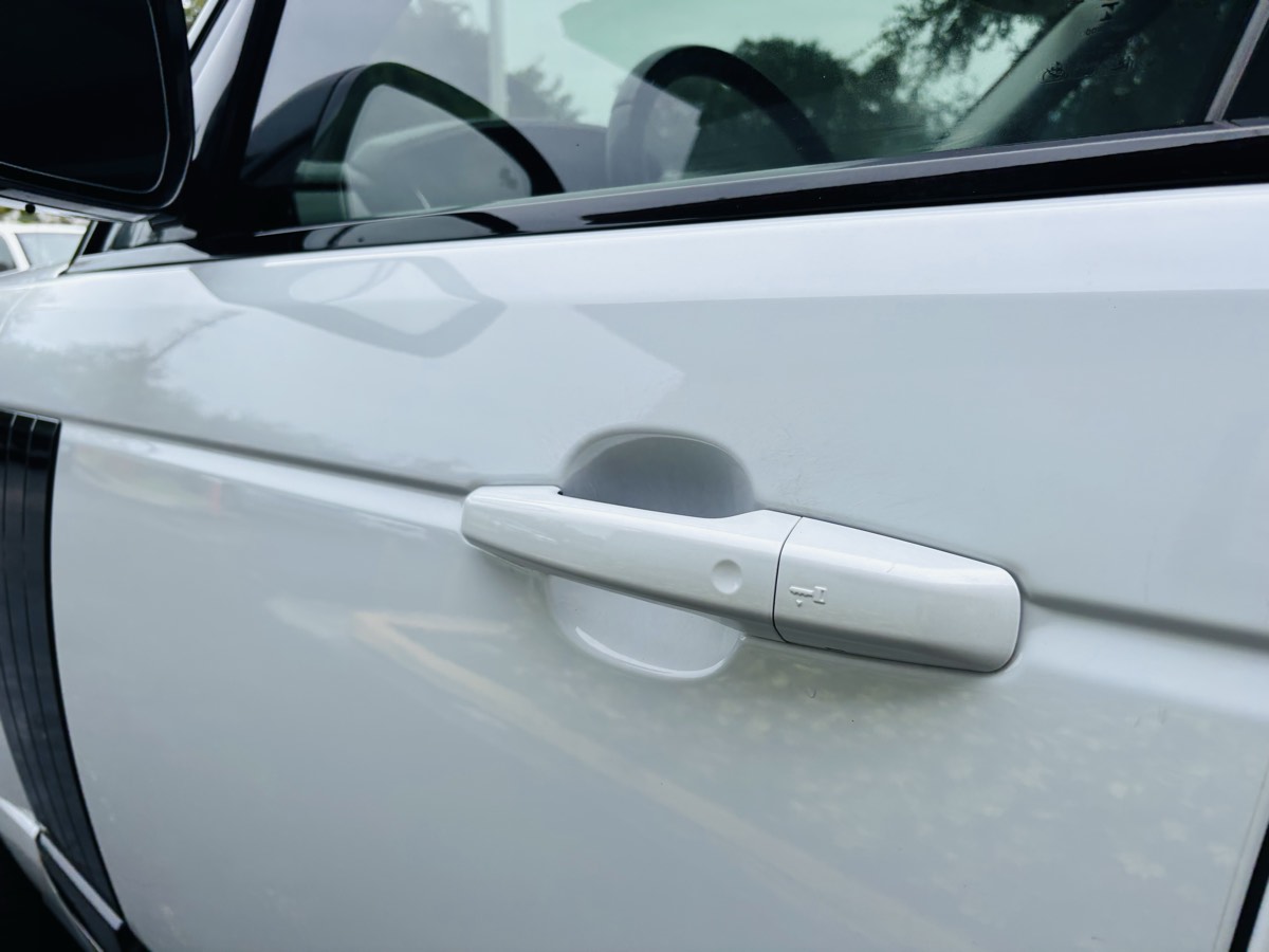 2020 Land Rover Range Rover HSE photo 4
