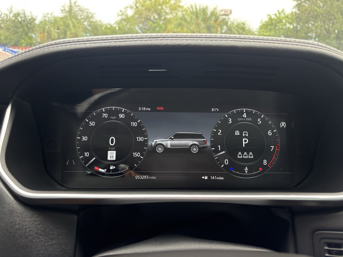 2020 Land Rover Range Rover HSE photo 28