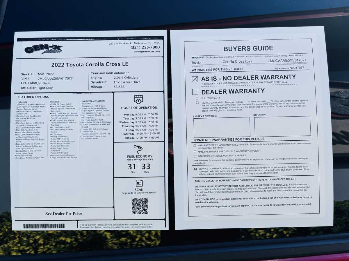 2022 Toyota Corolla Cross LE photo 4