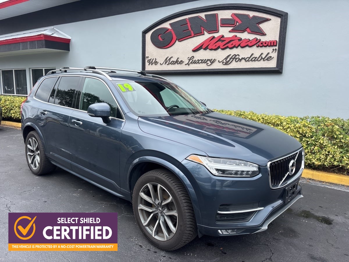 2019 Volvo XC90 Momentum