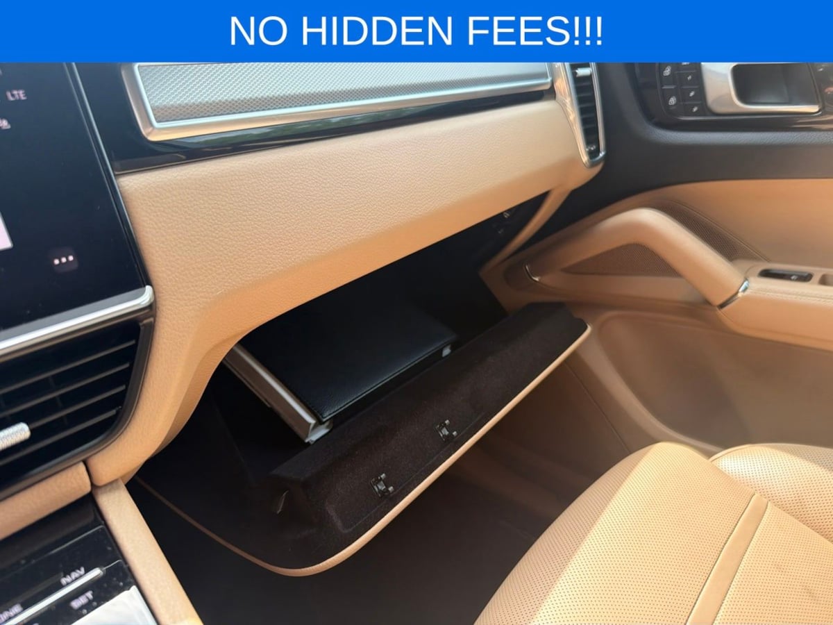 2022 Porsche Cayenne Platinum Edition - Photo 26