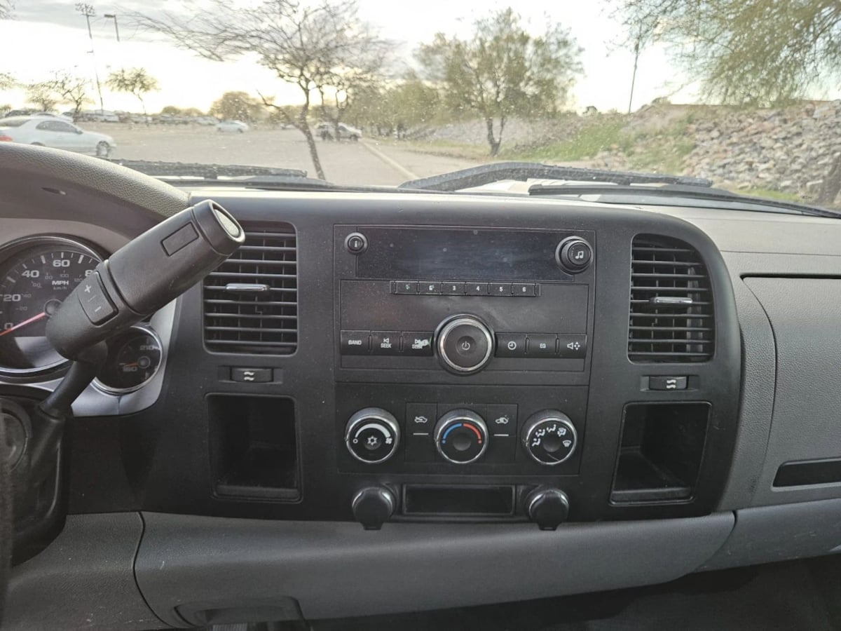 Photo 25 of this Chevrolet Silverado 3500HD
