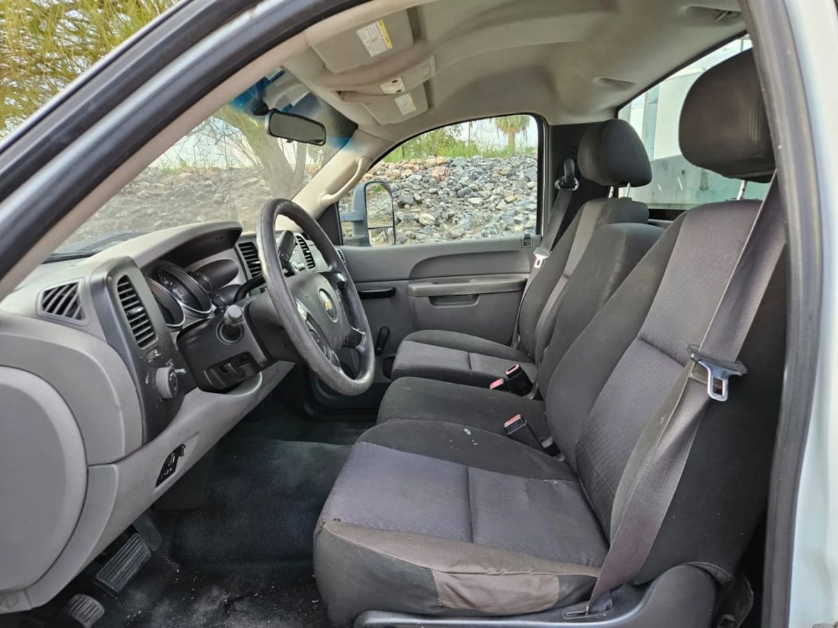 Photo 30 of this Chevrolet Silverado 3500HD