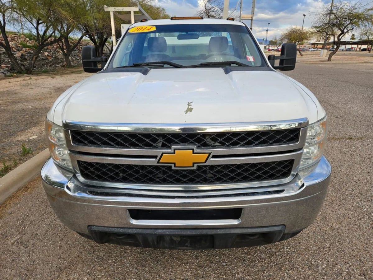 Photo 40 of this Chevrolet Silverado 3500HD