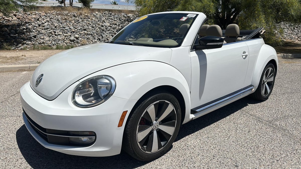 2013 Volkswagen Beetle Convertible 2.0T