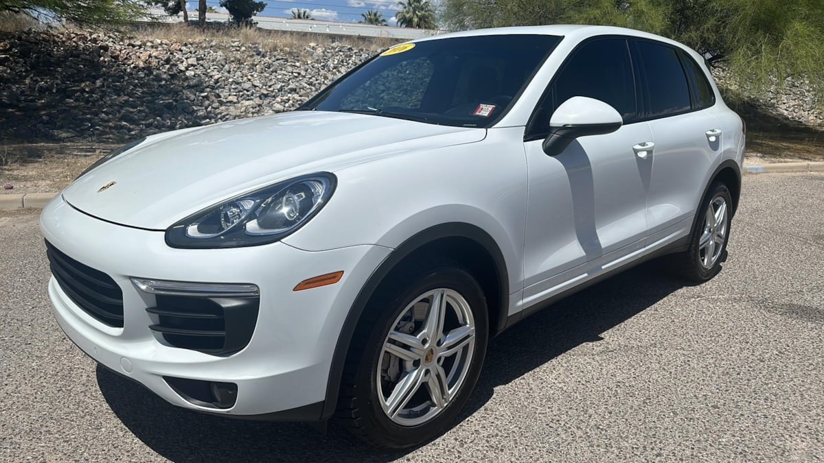 2016 Porsche Cayenne S