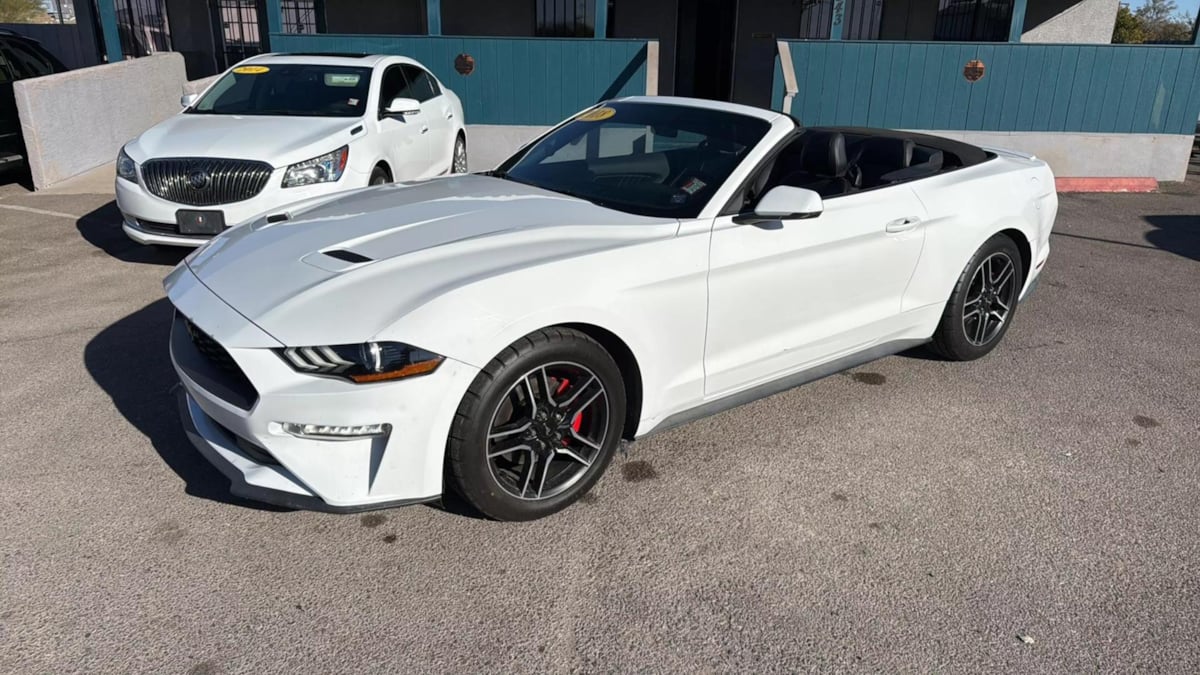 2018 Ford Mustang EcoBoost Premium Convertible photo 2