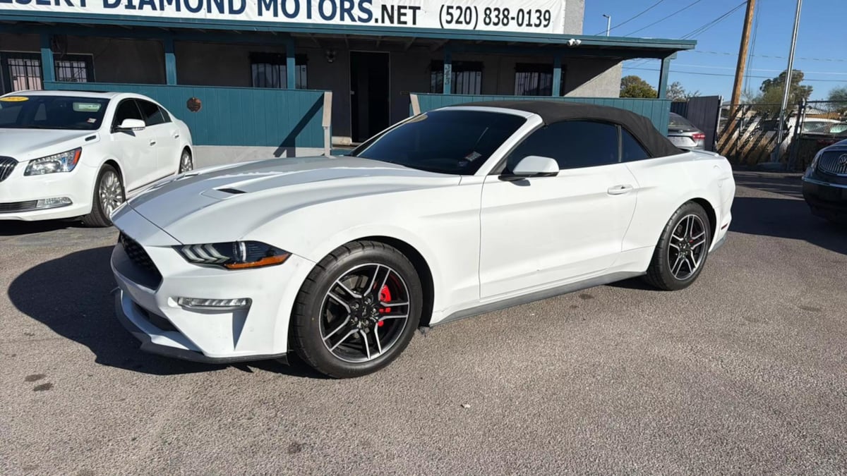 2018 Ford Mustang EcoBoost Premium Convertible photo 26