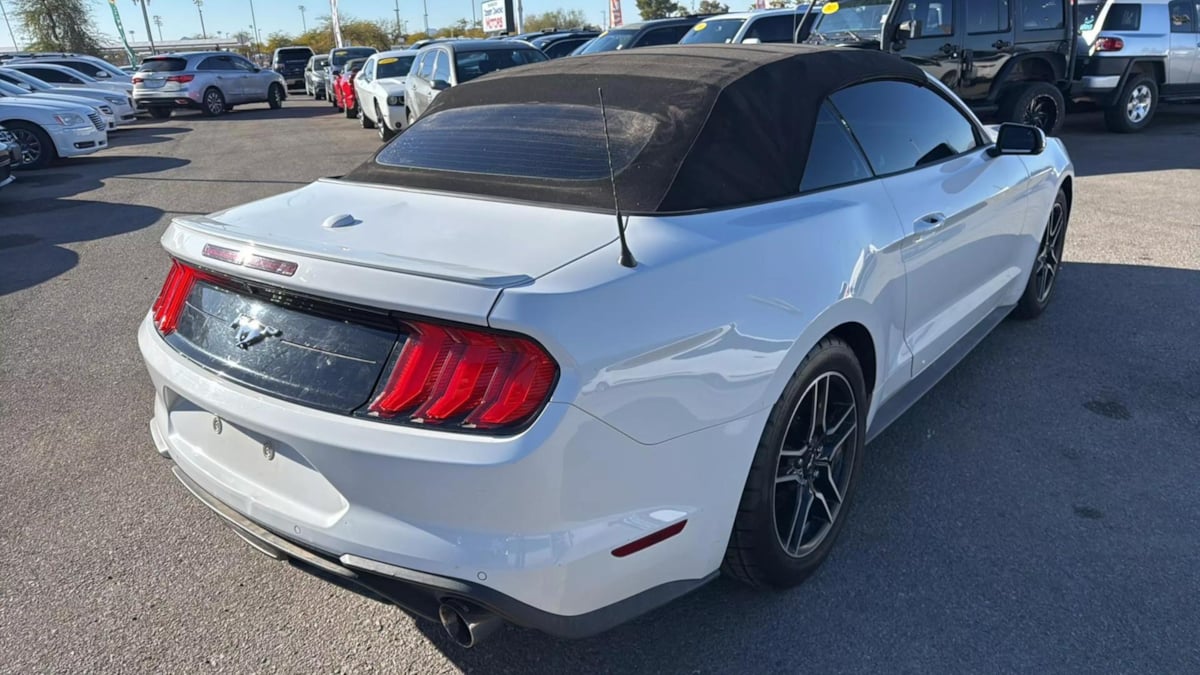 2018 Ford Mustang EcoBoost Premium Convertible photo 28