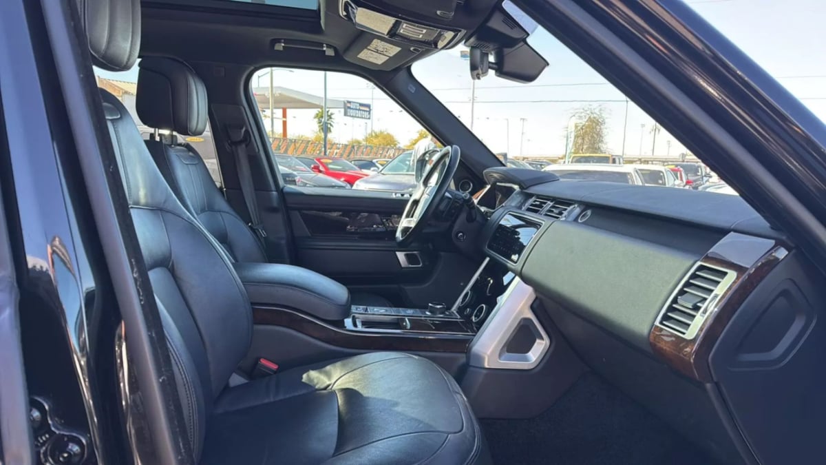 2020 Land Rover Range Rover photo 21