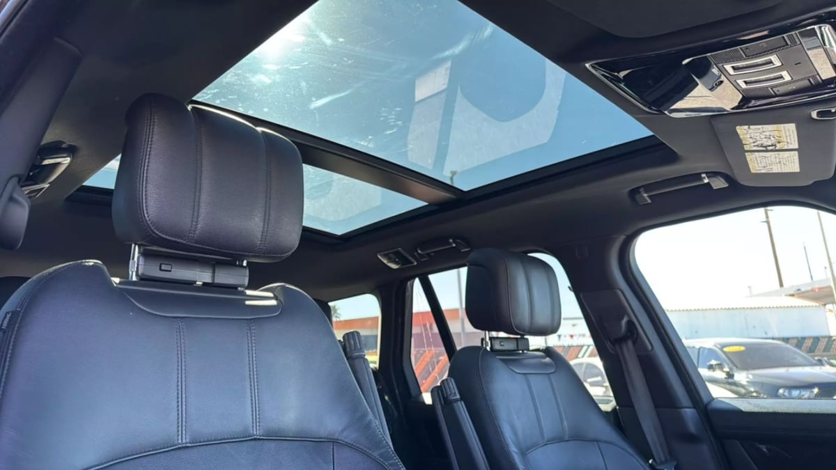 2020 Land Rover Range Rover photo 26