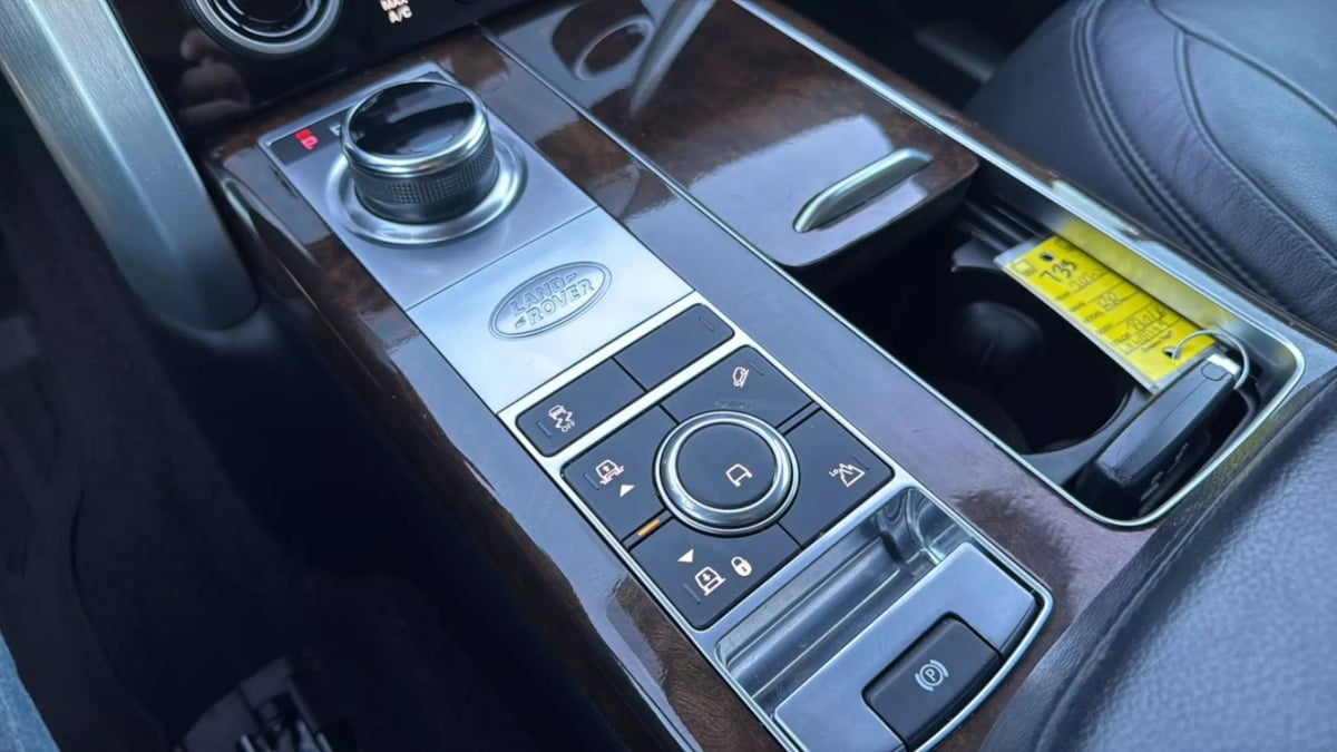 2020 Land Rover Range Rover photo 33