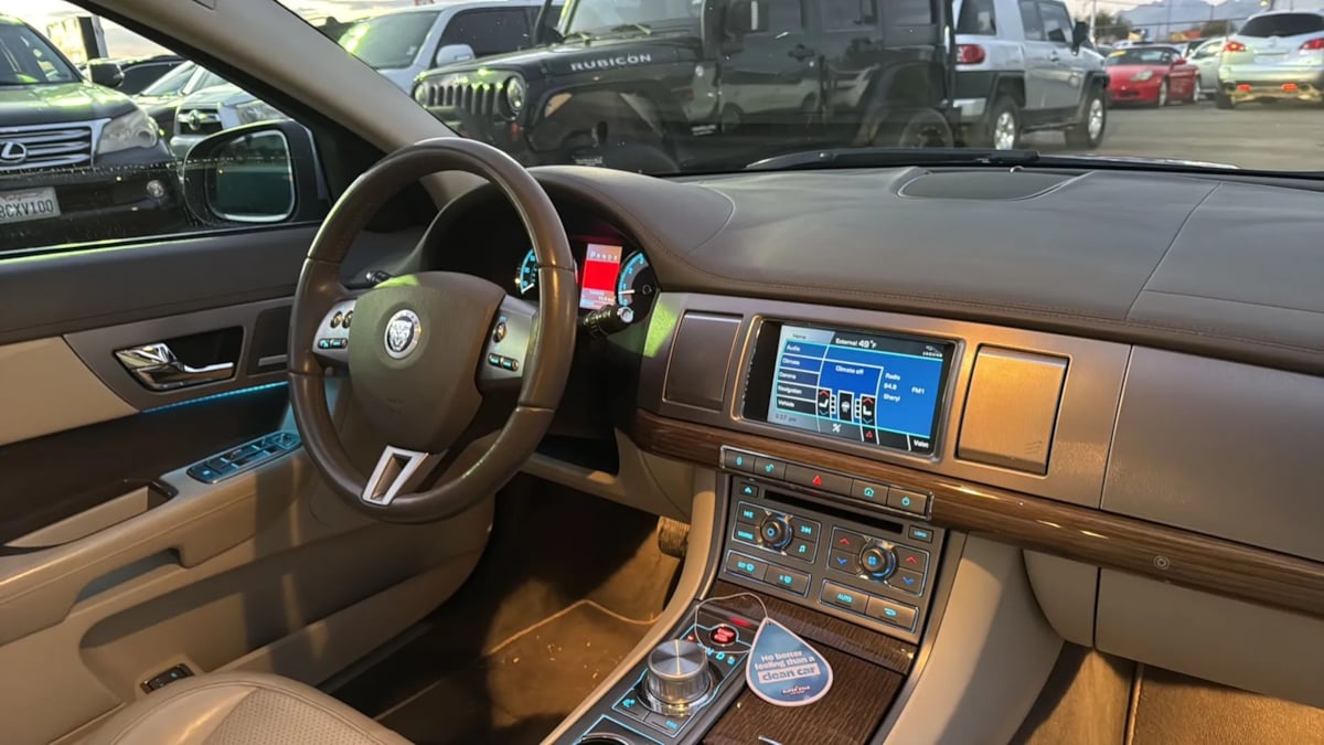 Sold 2009 Jaguar XF Premium Luxury in Tucson