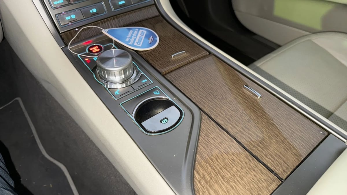 JAGUAR 触媒 金属製　セールは来週の月曜日までです。 Sold 2009 Jaguar XF Premium Luxury in Tucson