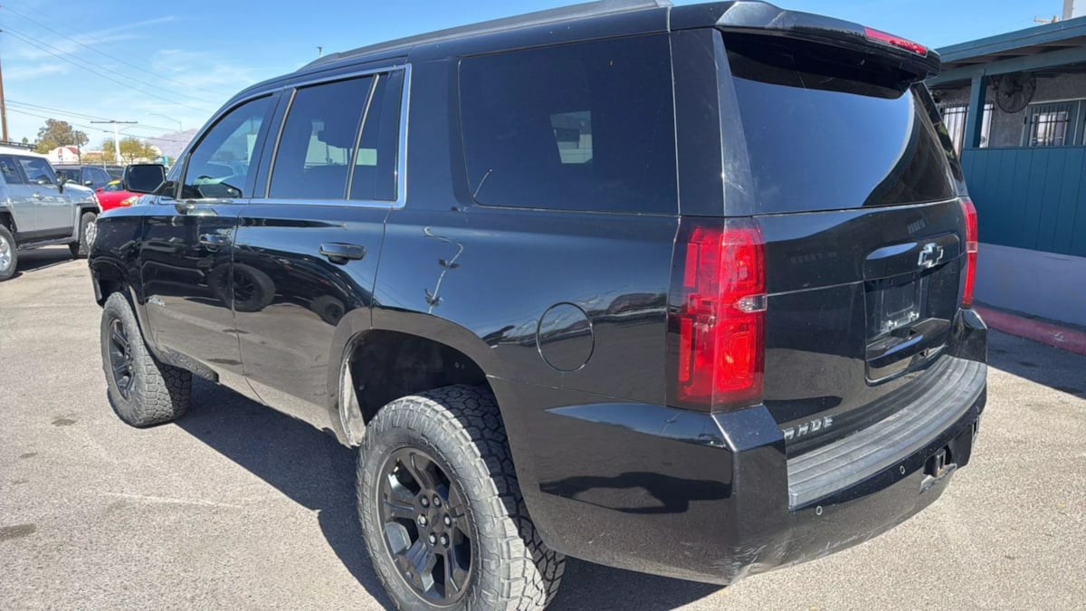 2019 Chevrolet Tahoe LS photo 4