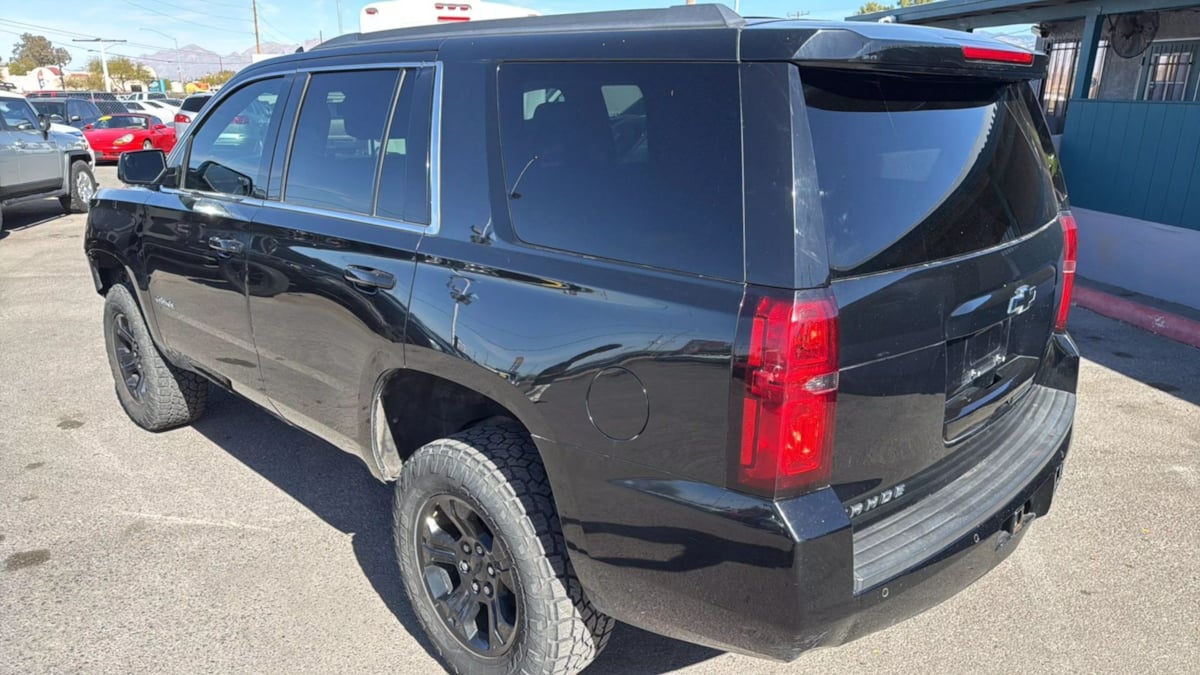 2019 Chevrolet Tahoe LS photo 5