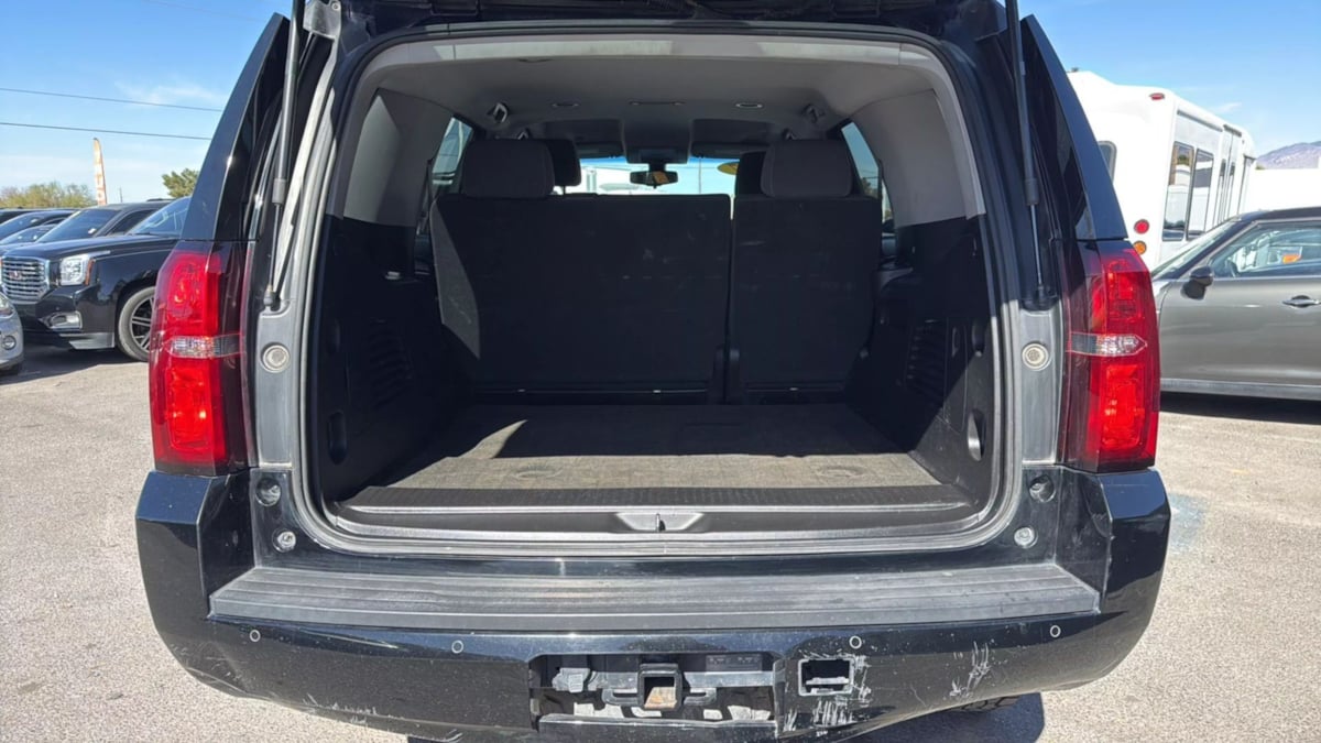 2019 Chevrolet Tahoe LS photo 6