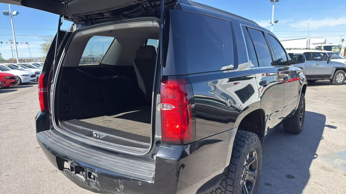 2019 Chevrolet Tahoe LS photo 9