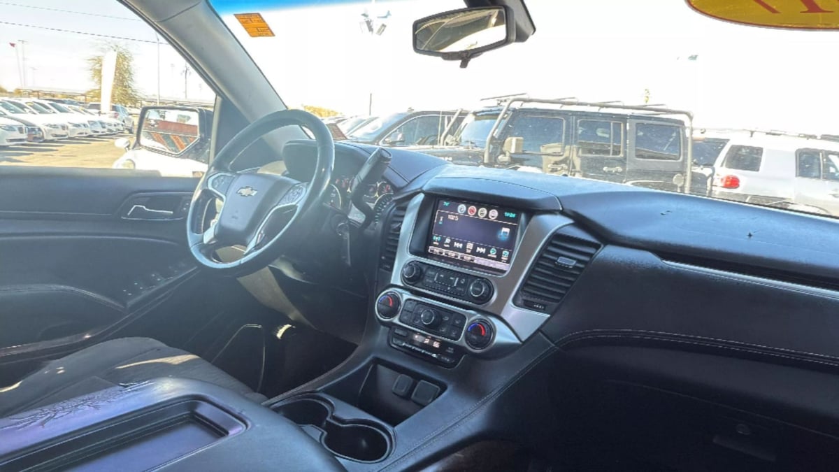 2019 Chevrolet Tahoe LS photo 15
