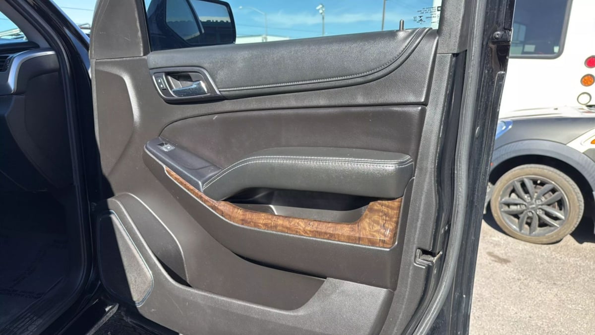 2019 Chevrolet Tahoe LS photo 20