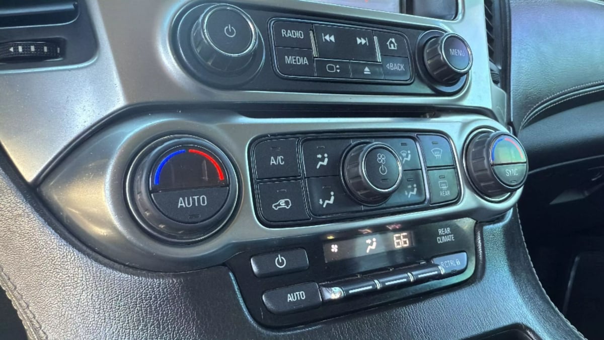 2019 Chevrolet Tahoe LS photo 26