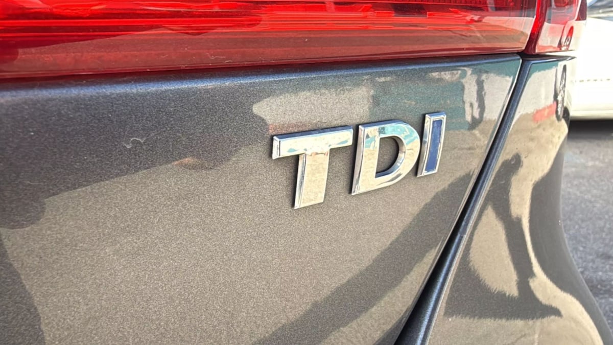 2011 Volkswagen Jetta TDI photo 8