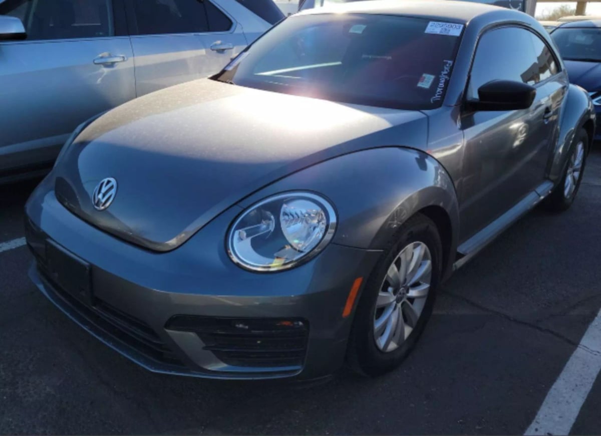 2018 Volkswagen Beetle S