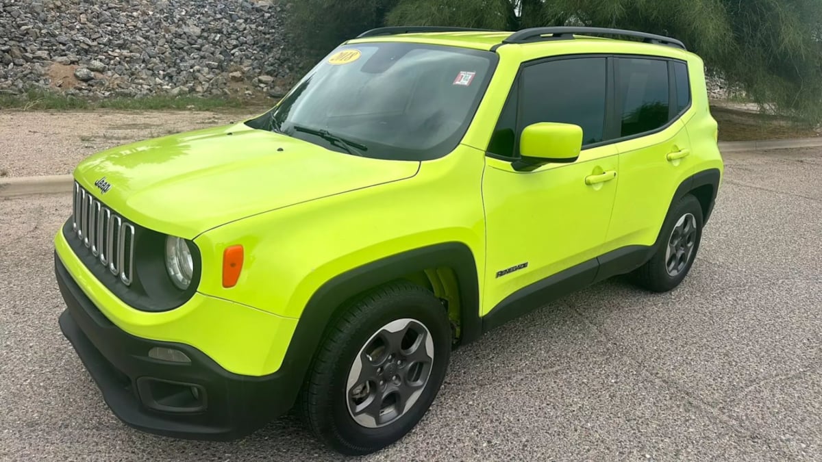 2018 Jeep Renegade Latitude North Edition photo 2