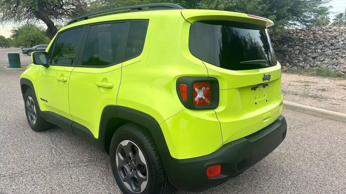 2018 Jeep Renegade Latitude North Edition photo 4