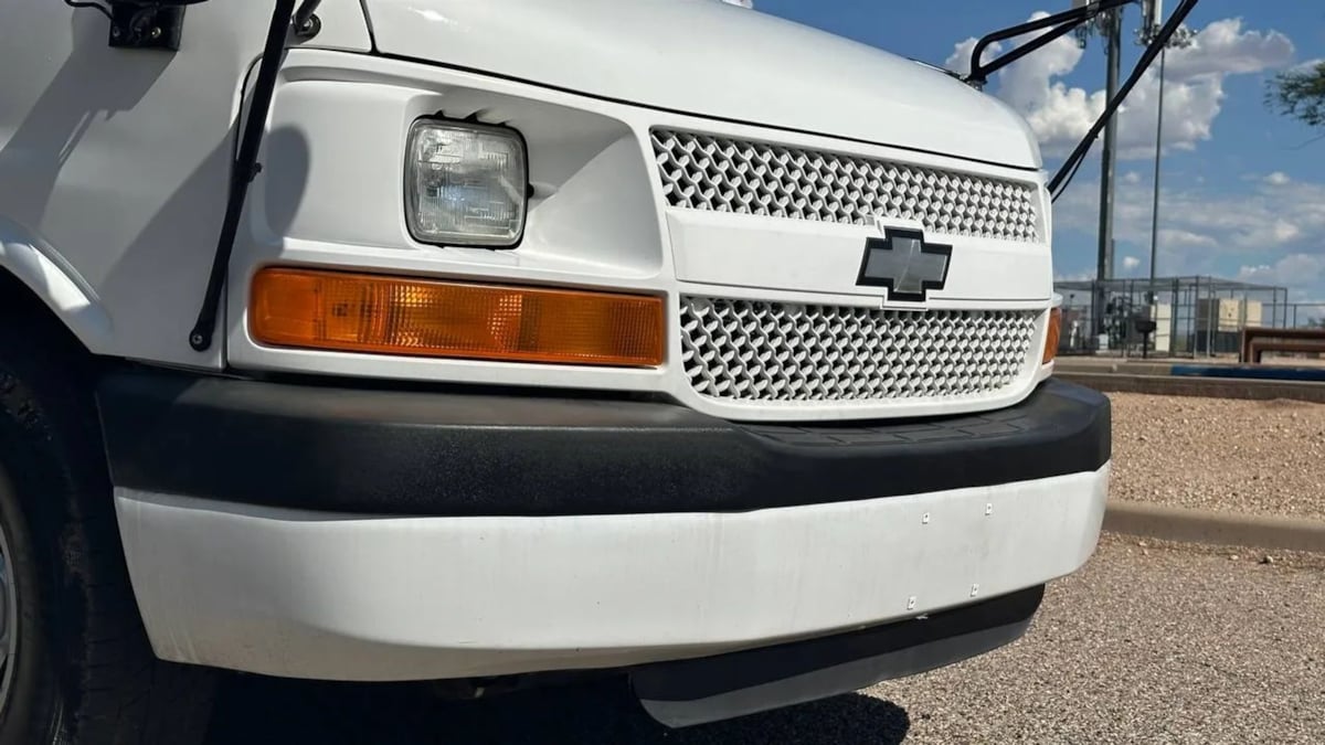 2012 Chevrolet Express G3500 - Photo 12