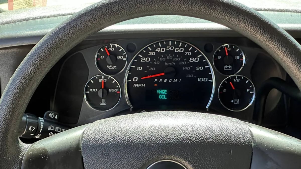 2012 Chevrolet Express G3500 - Photo 18