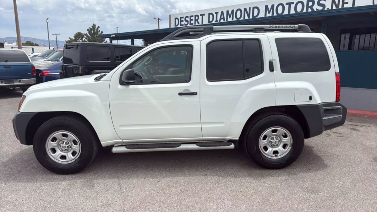2014 Nissan Xterra Base photo 3