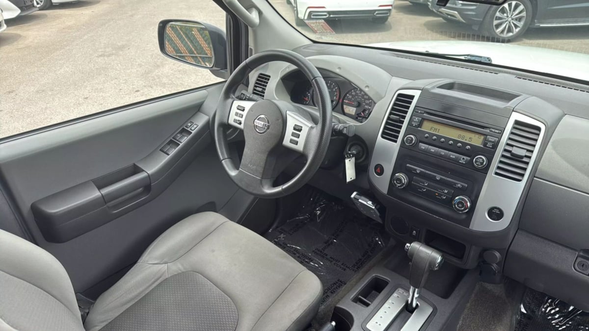 2014 Nissan Xterra Base photo 18
