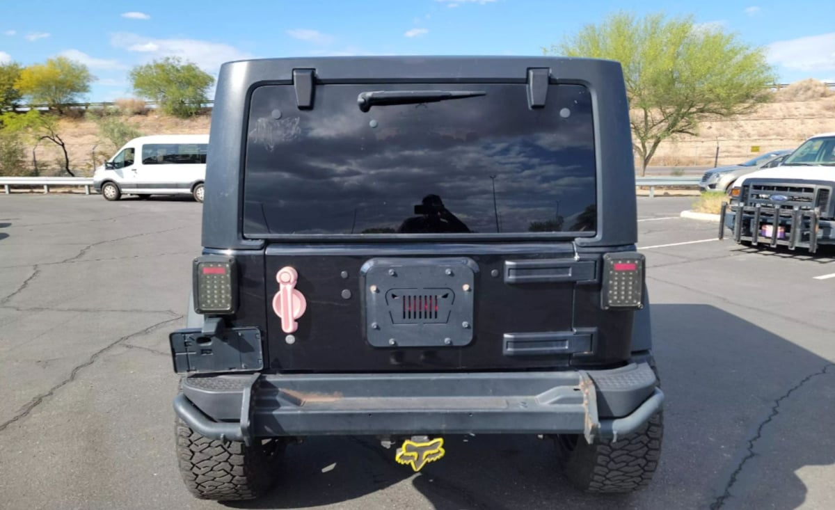 2012 Jeep Wrangler Unlimited Call of Duty: MW3 Edition photo 5