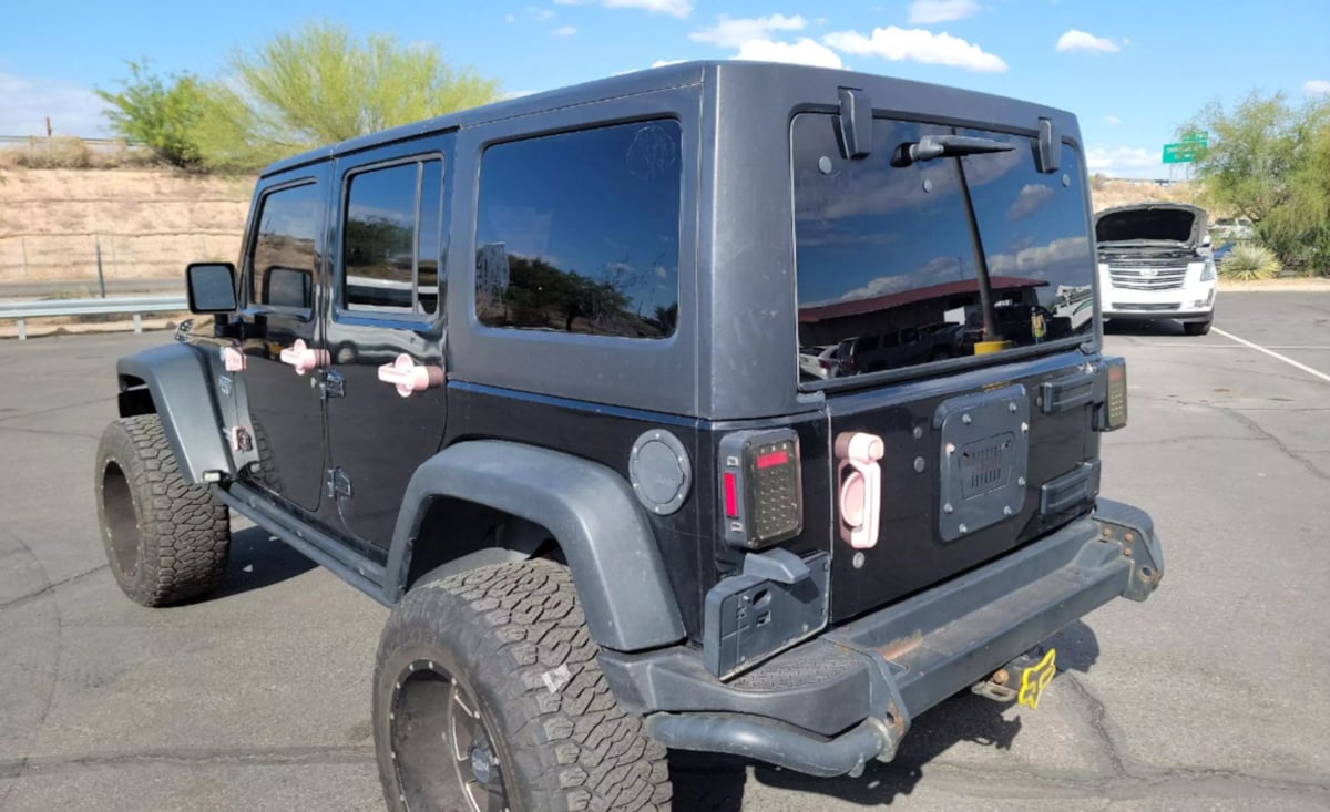 2012 Jeep Wrangler Unlimited Call of Duty: MW3 Edition photo 6