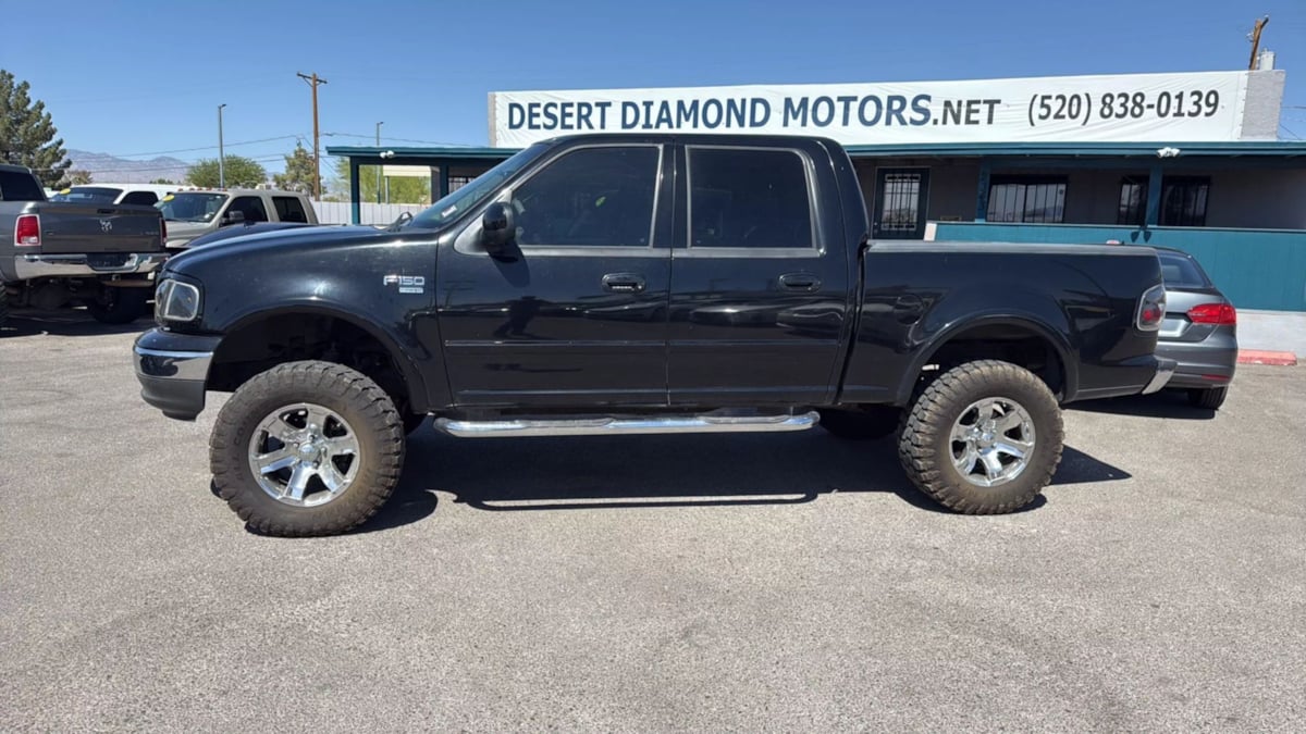 2003 Ford F-150 XLT photo 3