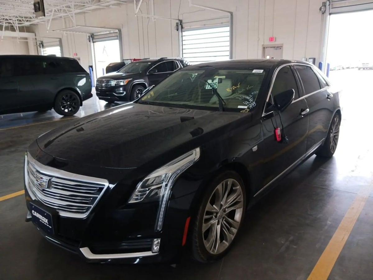 2016 Cadillac CT6 Platinum photo 2