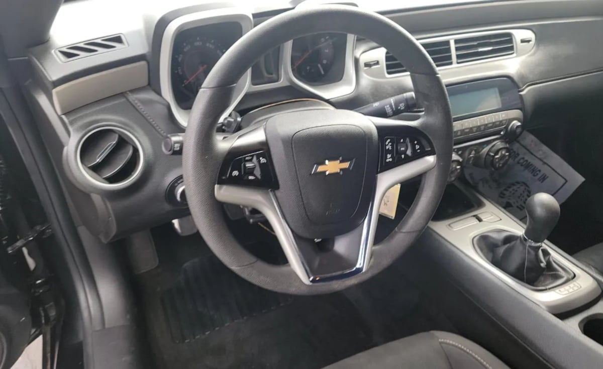 2014 Chevrolet Camaro 1LS photo 9