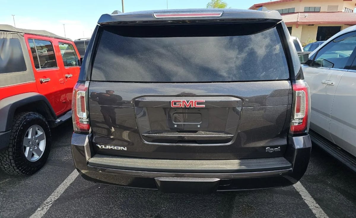 2017 Gmc Yukon SLT photo 5