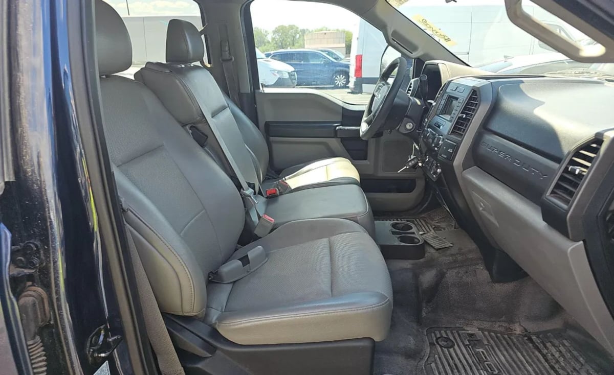 2019 Ford F-350 XL photo 8