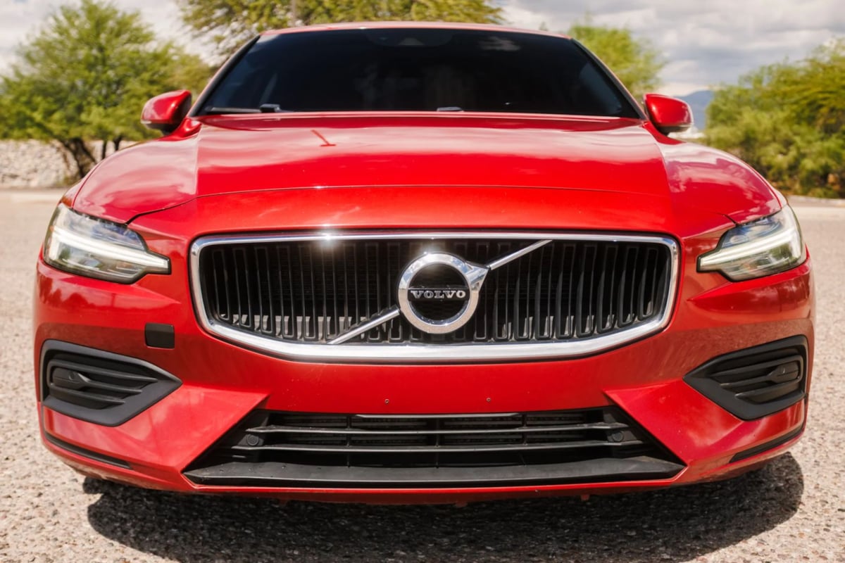2020 Volvo S60 Momentum - Photo 2