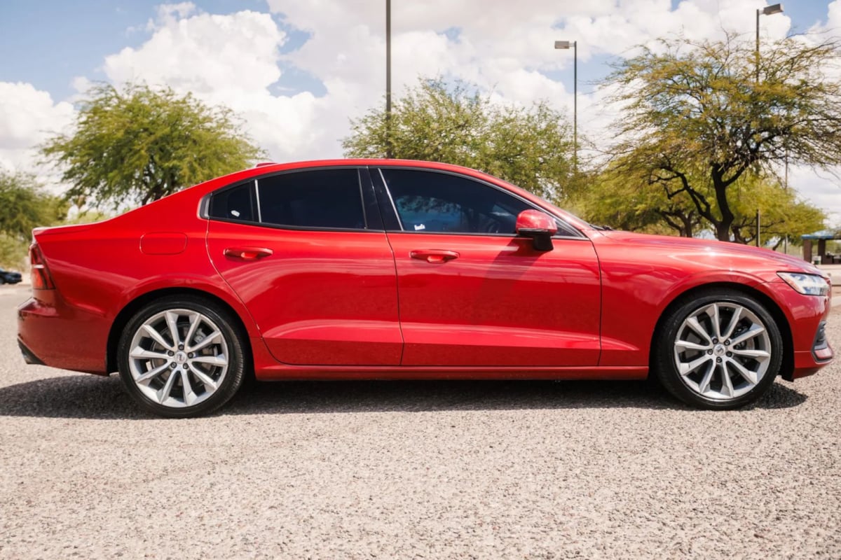 2020 Volvo S60 Momentum - Photo 6