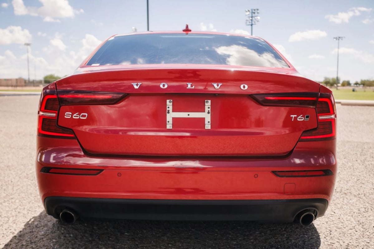 2020 Volvo S60 Momentum - Photo 8