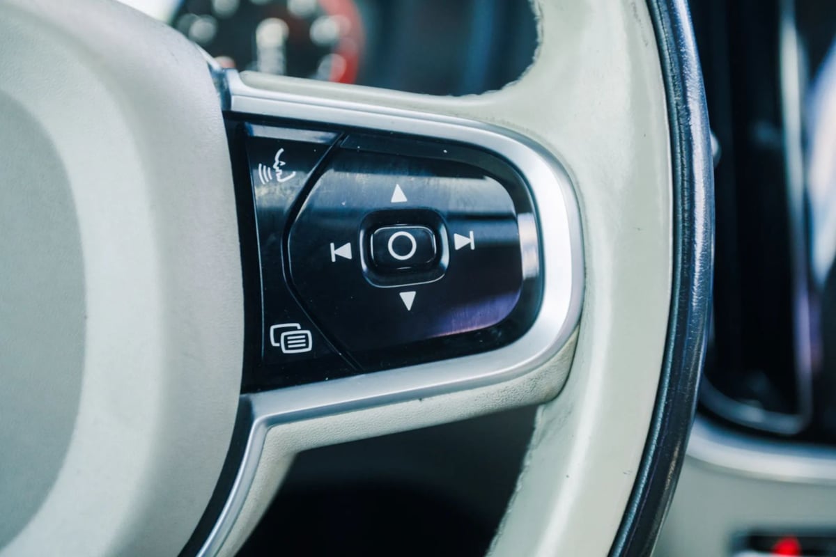 2020 Volvo S60 Momentum - Photo 31