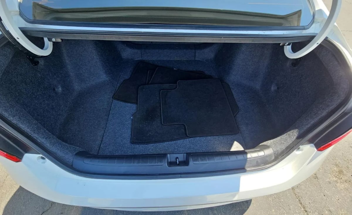 2019 Honda Accord Touring 2.0T photo 15