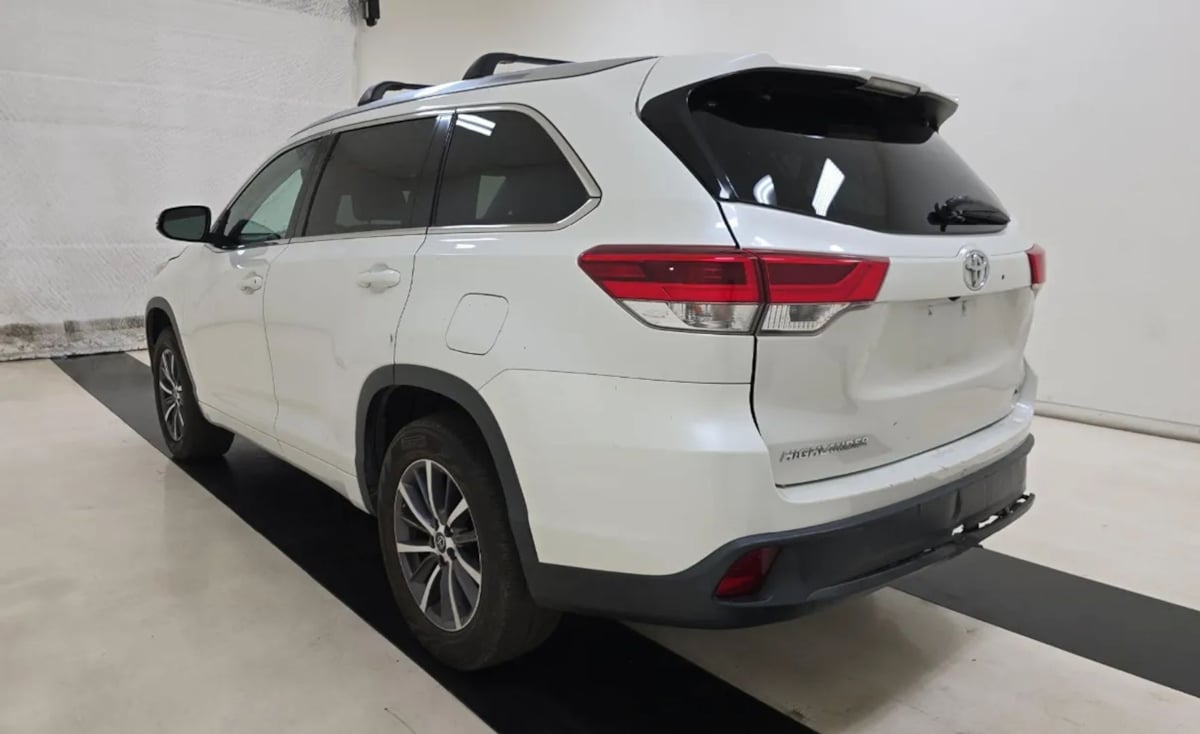 2018 Toyota Highlander XLE photo 4