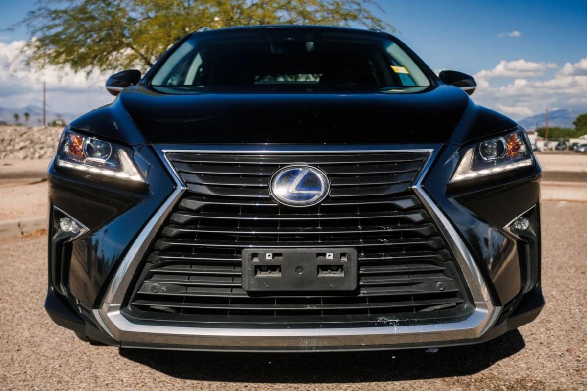 2018 Lexus RX 450h F SPORT photo 2